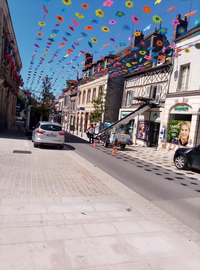Monte Meubles & Cie - Aide au déménagement et location de monte-meubles et monte-charges